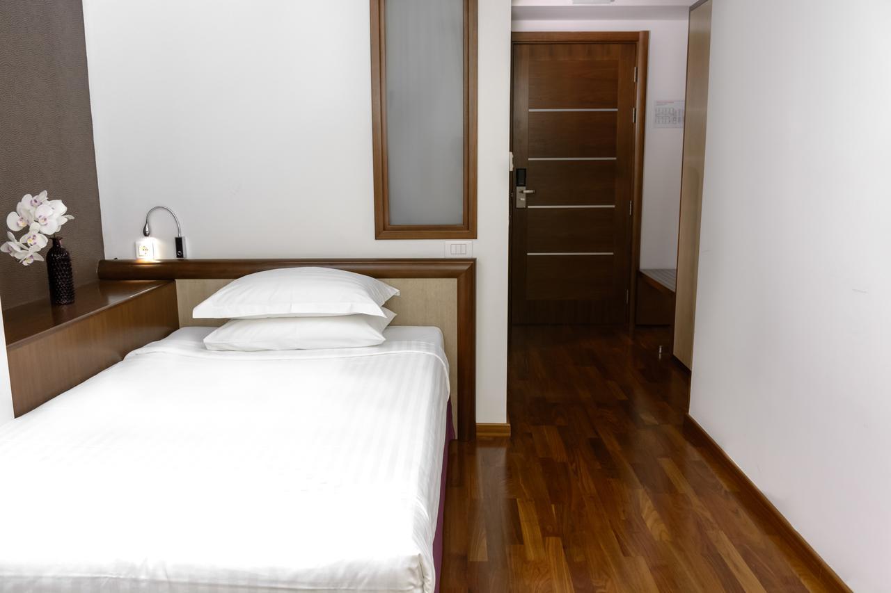 City5 Rooms & Suites By Lsa Szkopje Kültér fotó